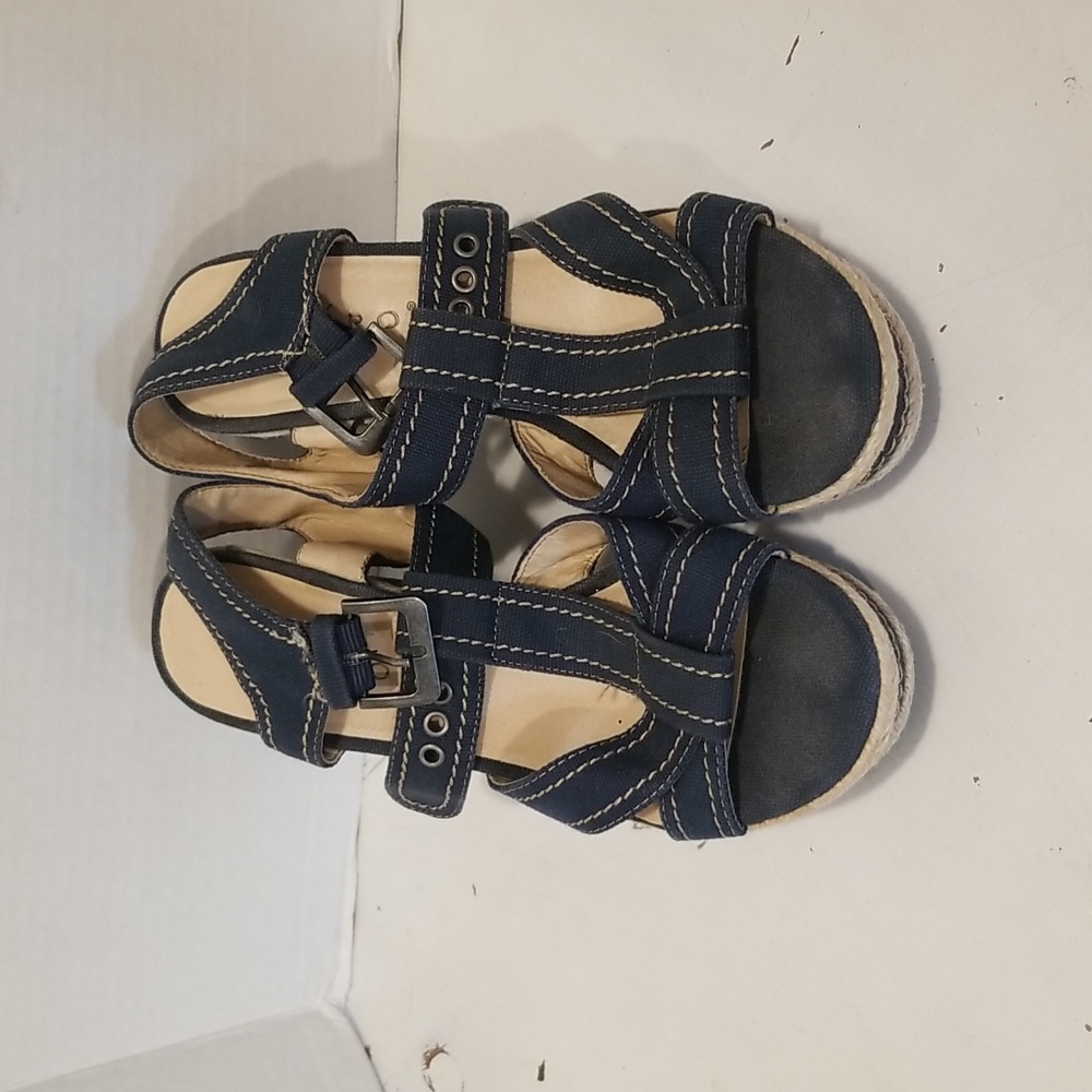 women’s shoes size 7 blue and white pre-owned